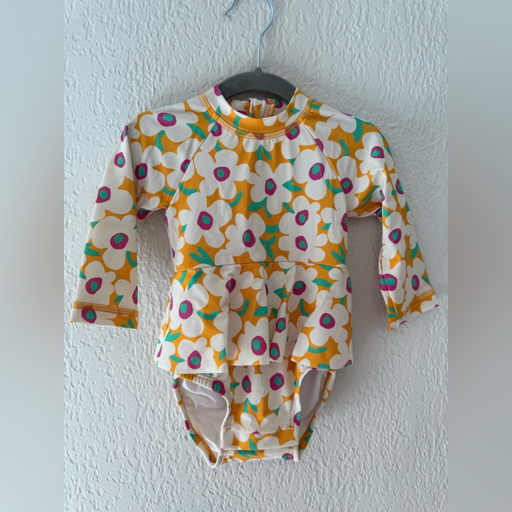 Hanna Andersson Yellow and White Floral Kids Rashguard